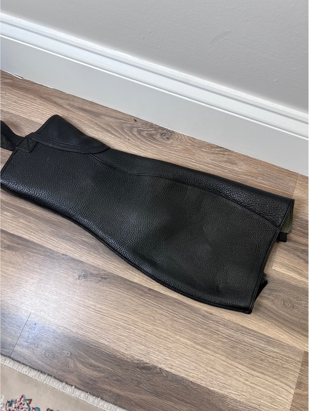 Ariat Breeze Chap Medium Black Leather Upper Riding Chaps